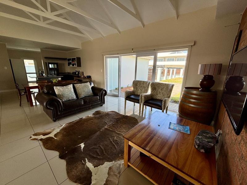 3 Bedroom Property for Sale in Marina Martinique Eastern Cape